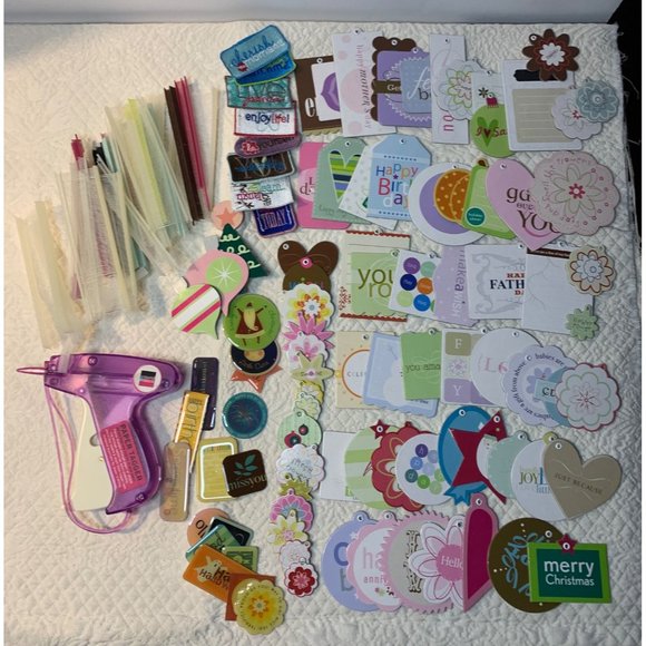 Around the Block Pink Paper Tagger and tags Kit for scrapbooking - Picture 1 of 14